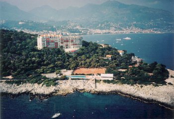 Appartement dans rsidence  Roquebrune Cap Martin prs de Menton et Monaco dans les Alpes Maritimes en Provence