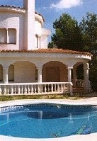 villa avec piscine en Espagne Amettla de mar